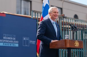 Presidente Kast firma proyecto de ley que fortalece la responsabilidad parental