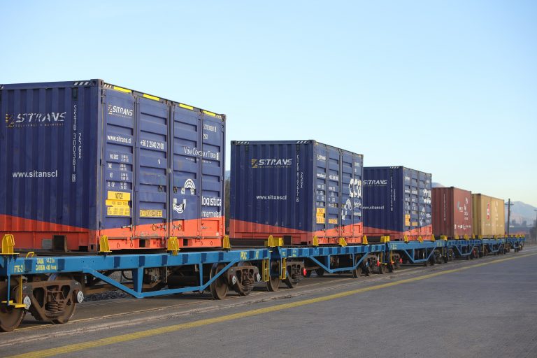 Así funcionará el nuevo sistema que busca hacer más eficiente el transporte de carga en Chile
