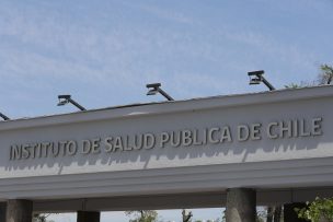 ISP alerta por peligrosa práctica viral: mezclar alcohol con antigripales puede causar grave daño
