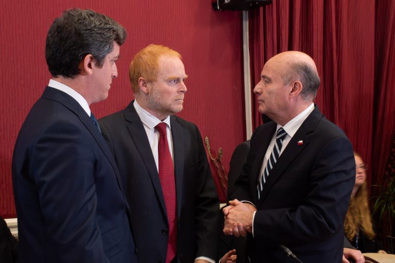 Proyecto de Reconstrucción: Gobierno acoge propuesta de RN y rebaja impuesto corporativo al 22%