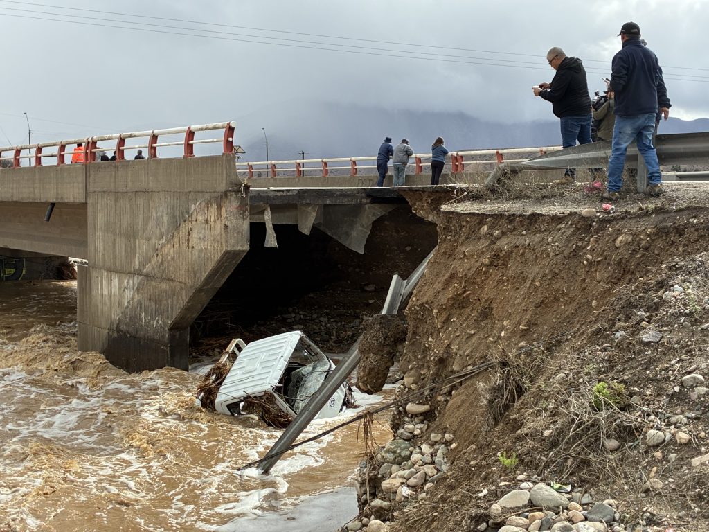 Alerta sanitaria en Atacama y Coquimbo por sistema frontal: Minsal activa hospital de campaña en Ovalle