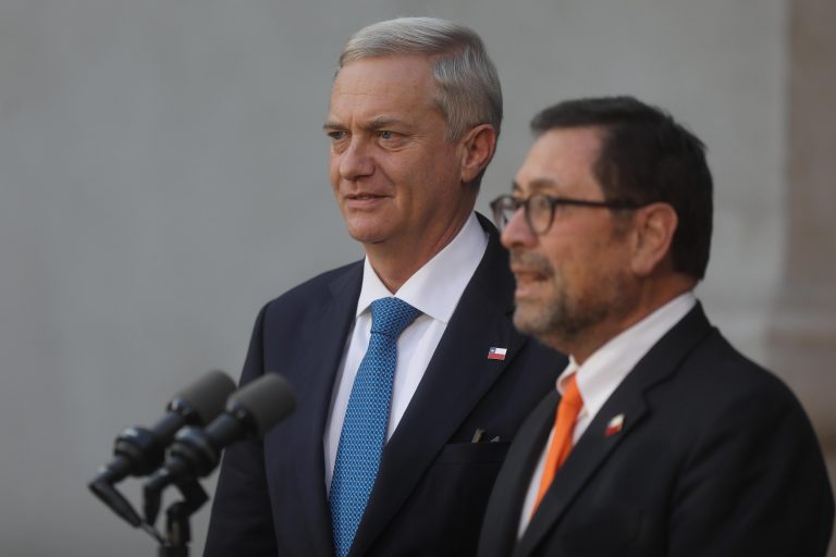 Chile y Venezuela anuncian proceso para restablecer vínculos diplomáticos y consulares