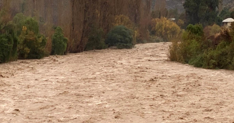 Declaran Alerta Roja en Limache, Quintero, Concón y Quillota por desborde del río Aconcagua
