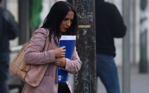 Desempleo golpea con más fuerza a jóvenes y mujeres: expertos apuntan a factores estructurales