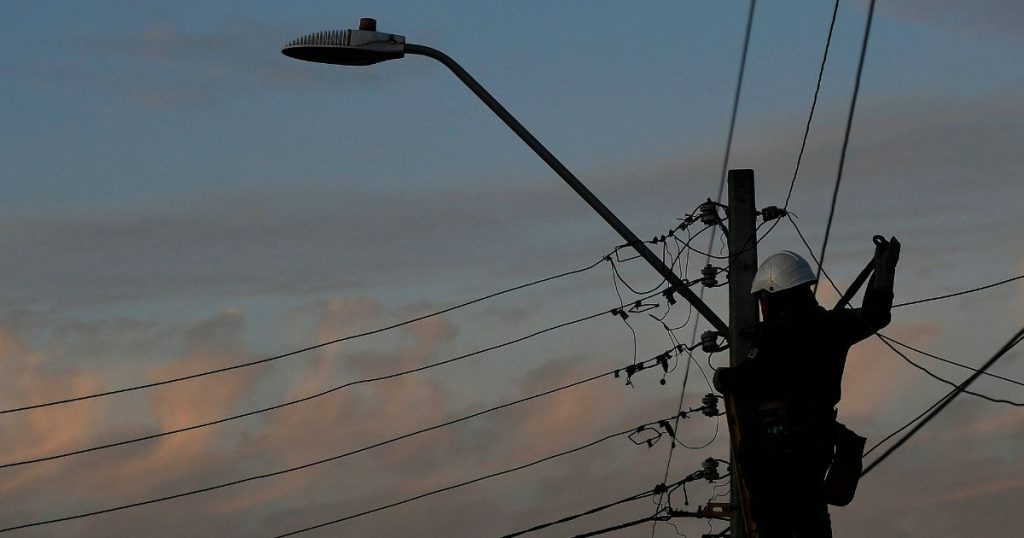 CGE compensará pérdida de alimentos tras extensos cortes de luz por sistema frontal