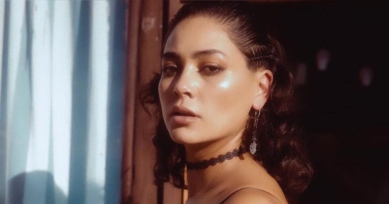 Camila Recabarren sorprendió con atrevida topless desde la naturaleza