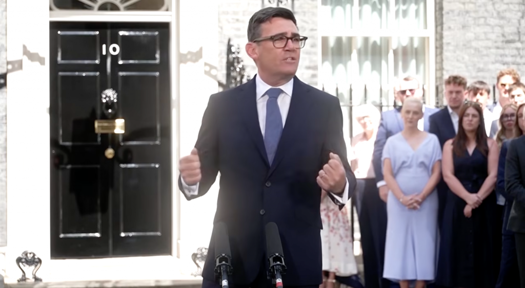 Andy Burnham asume como nuevo primer ministro del Reino Unido en medio de promesas de estabilidad