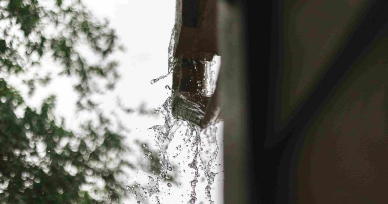 Nuevo sistema frontal: estas son las claves para proteger tu vivienda y evitar daños por las lluvias