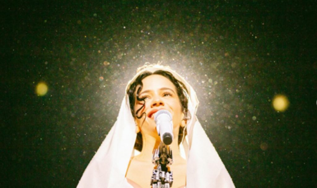 El efecto Rosalía en Chile: se disparan las búsquedas de espacios en Santiago para las fechas de conciertos