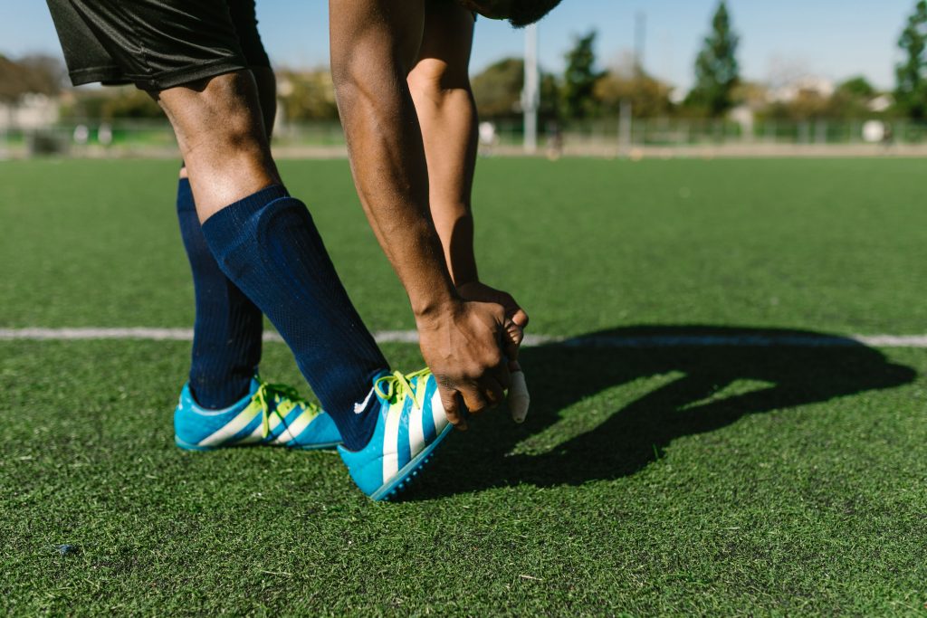 Cuando la fiebre del Mundial nos motiva: cómo prevenir lesiones al volver al deporte