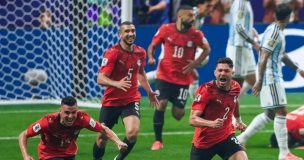 Egipto denunció ante la FIFA al árbitro del partido con Argentina y pidió excluirlo del Mundial