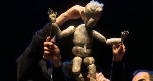 “De Papel” llega a Fundación CorpArtes con una íntima experiencia teatral de la Compañía Silencio Blanco