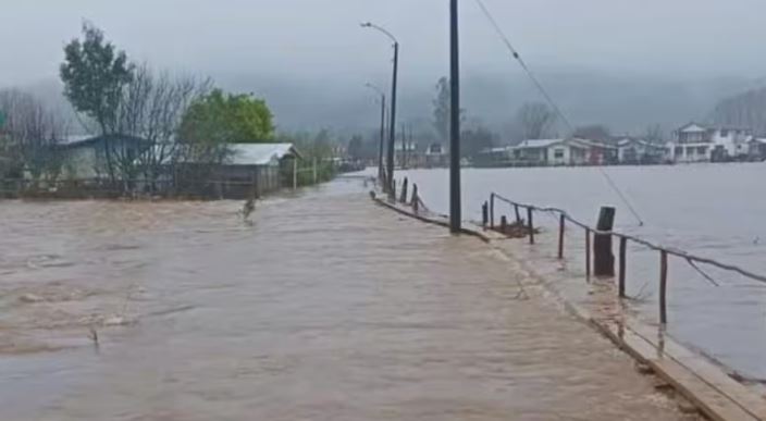 Alerta Roja en Arauco: Senapred activa máxima emergencia por riesgo de desborde del río Pichilo