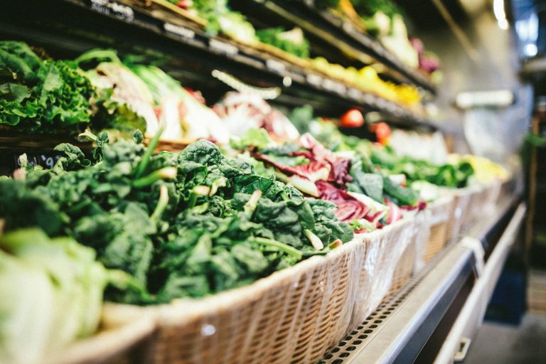 Encuesta revela que 9 de cada 10 chilenos aumentaron su gasto en alimentos en los últimos cinco años