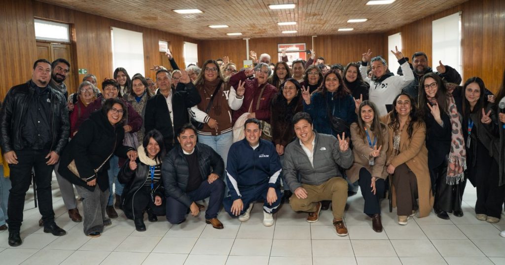 Alianza público-privada capacitará a emprendedores de Puente Alto en Inteligencia Artificial y ventas digitales