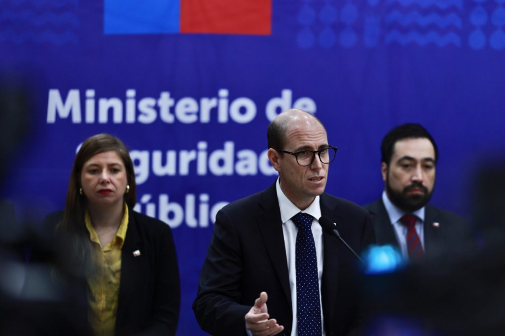 Robos con violencia bajan un 16% en Chile y un 20,6% en la Región Metropolitana