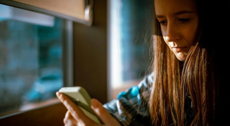Redes sociales y salud mental: expertos alertan sobre su impacto en la imagen corporal de jóvenes