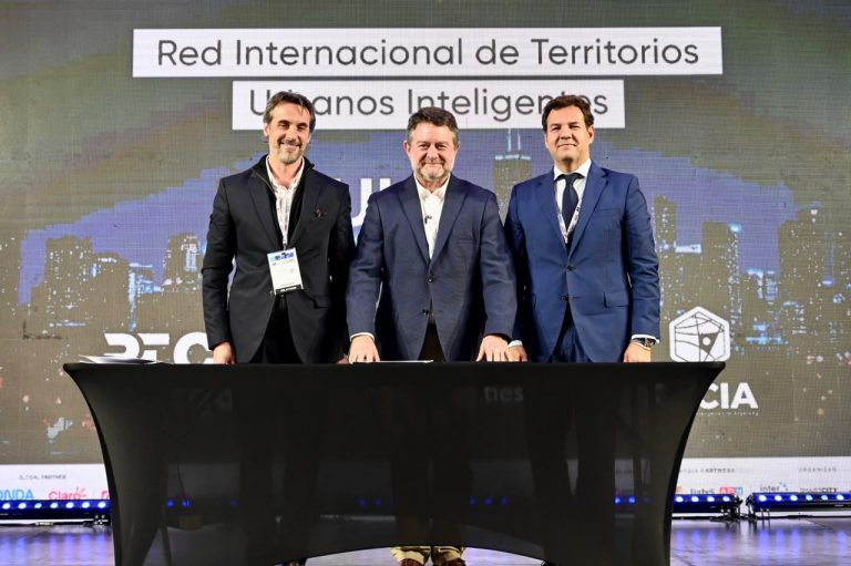 Índice revela que municipios de la RM obtienen solo 39,8 de 100 puntos en desarrollo inteligente