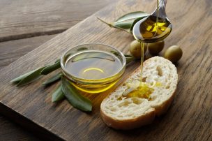 Aceite de oliva: los beneficios para el corazón y la cantidad ideal para consumir cada día