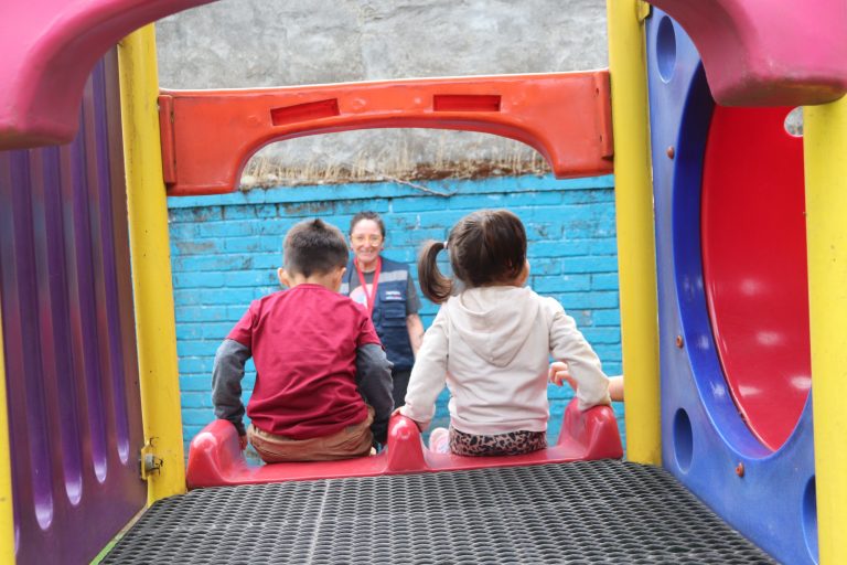 Consejos para apoyar a niños y niñas durante una emergencia