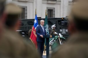 Presidente Kast firma mejoras de las condiciones de Carabineros: 