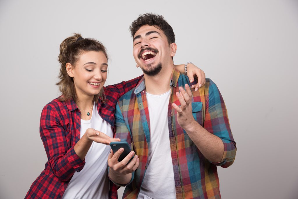 ¿Por qué el humor negro domina las redes sociales? Estudio revela el cambio cultural detrás del fenómeno