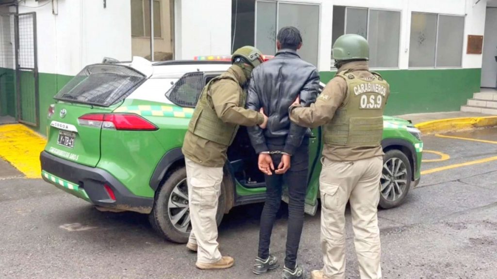 Capturan en Quinta Normal a “Motosierra”, narcomilitar colombiano buscado por Interpol