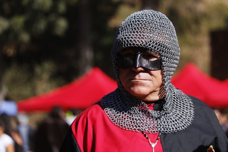 Yggdrasil Fest llegó este fin de semana a Parque Almagro con una jornada inspirada en la época medieval
