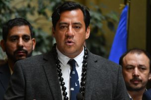 Diputado Teao ingresa reforma para que dieta de expresidentes se entregue al jubilar: medida afectaría a Boric