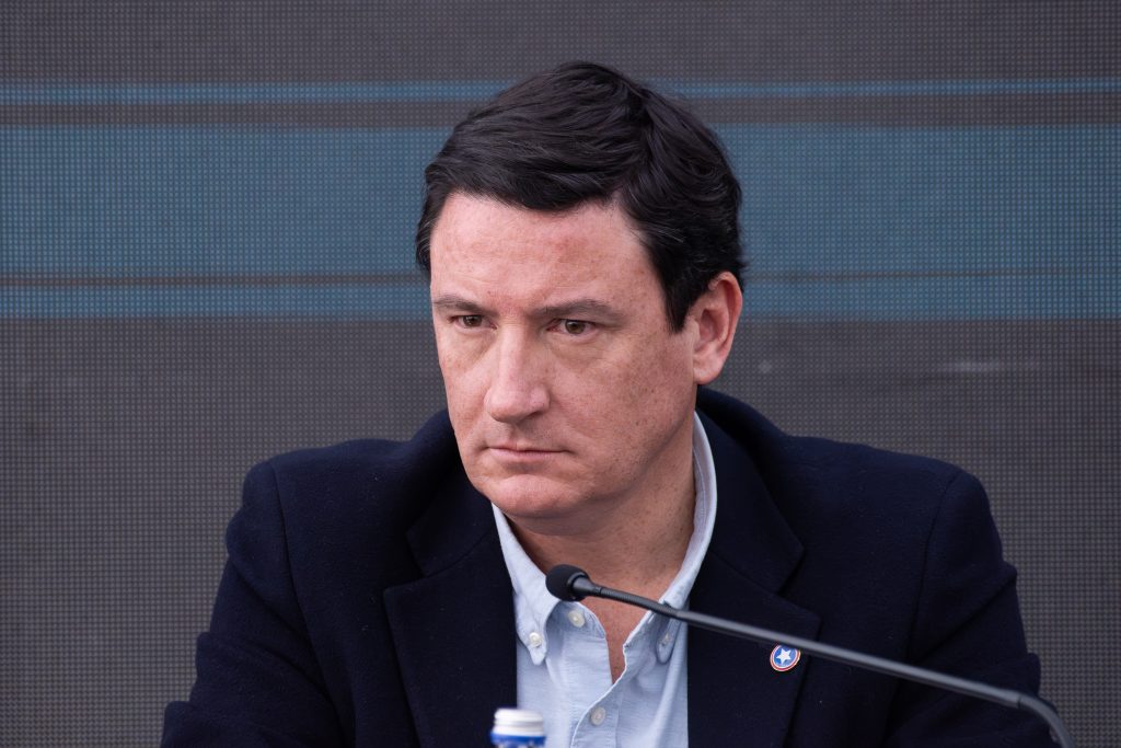 Squella responde a Tohá tras críticas a agenda de seguridad de Kast: “Se sienten cómodos con un sistema garantista”