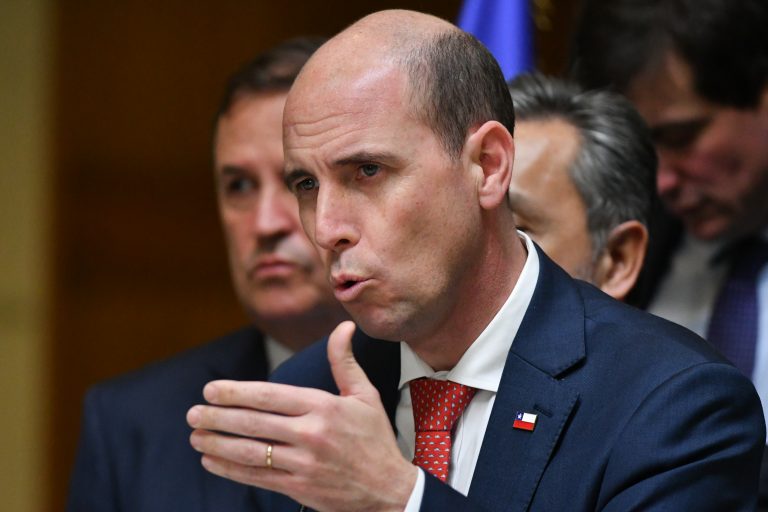Naín-Retamal 2.0 avanza al Senado: proyecto busca ampliar protección legal a policías
