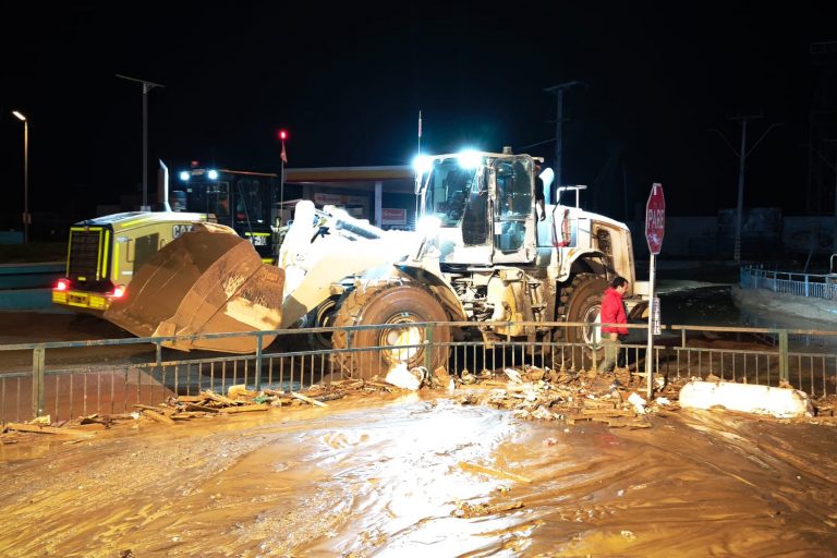 Crecida del Río Salado genera alerta en Atacama: activan mensajería SAE en Diego de Almagro y Chañaral