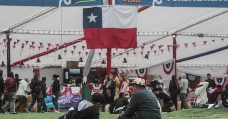 Fonda de Ñuñoa busca emprendedores para Fiestas Patrias: cómo postular a uno de los 40 stands