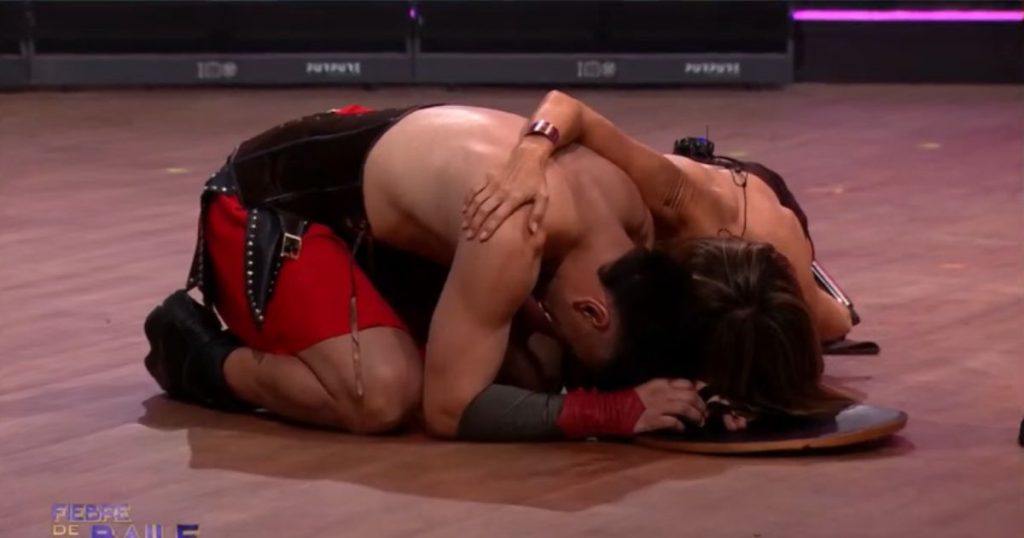 Participante rompe en llanto en Fiebre de Baile y recibe críticas en redes: “Show barato”