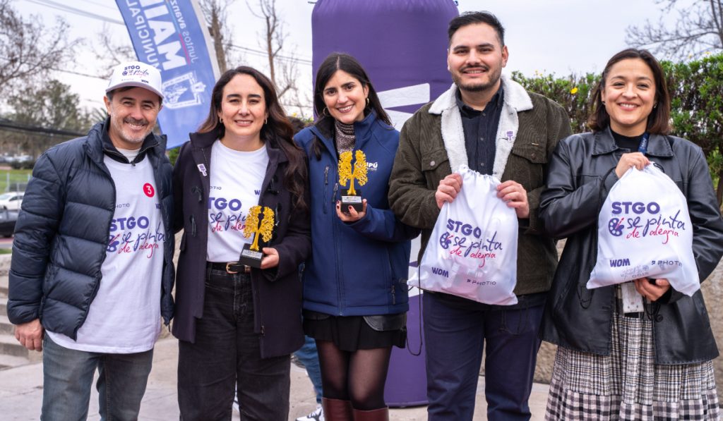 Lanzan programa que renueva fachada de locales comerciales en Maipú