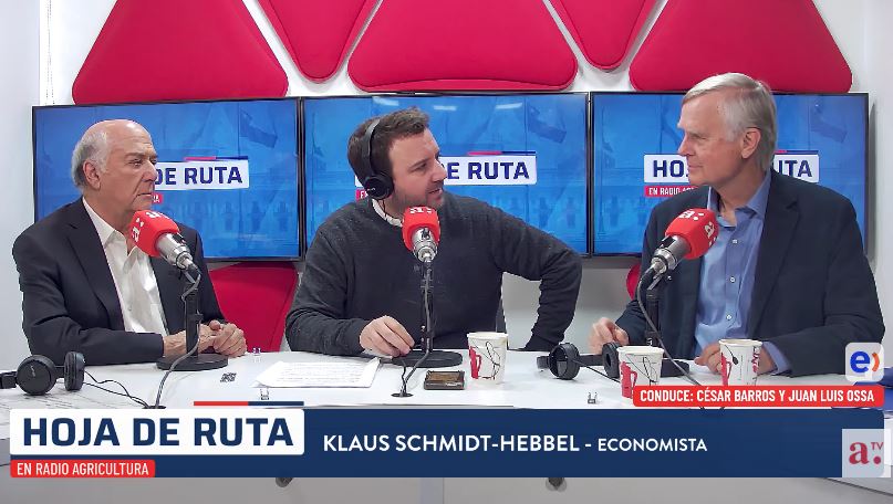 Klaus Schmidt-Hebbel aborda megarreforma, crecimiento y permisología