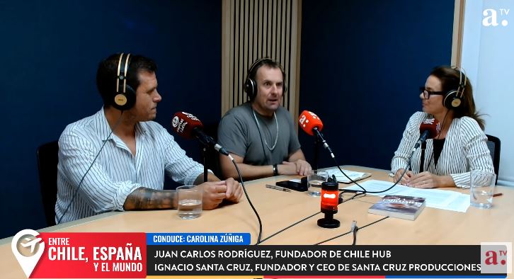 Ignacio Santa Cruz presenta “La Embajada” en Madrid y reflexiona sobre memoria, identidad y política