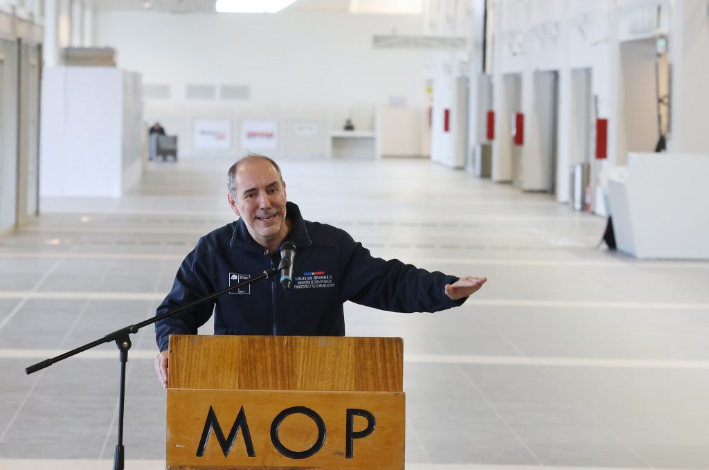 MOP entrega nuevo terminal del Aeropuerto de Balmaceda: recibirá a más de un millón de pasajeros al año