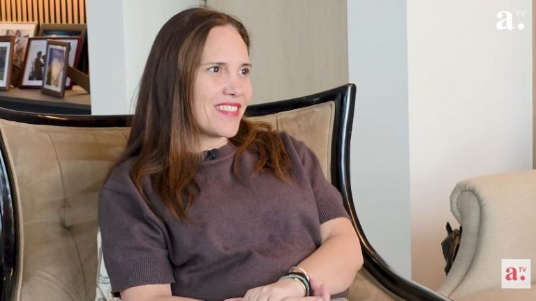 Magdalena Piñera presenta libro sobre el legado internacional de su padre