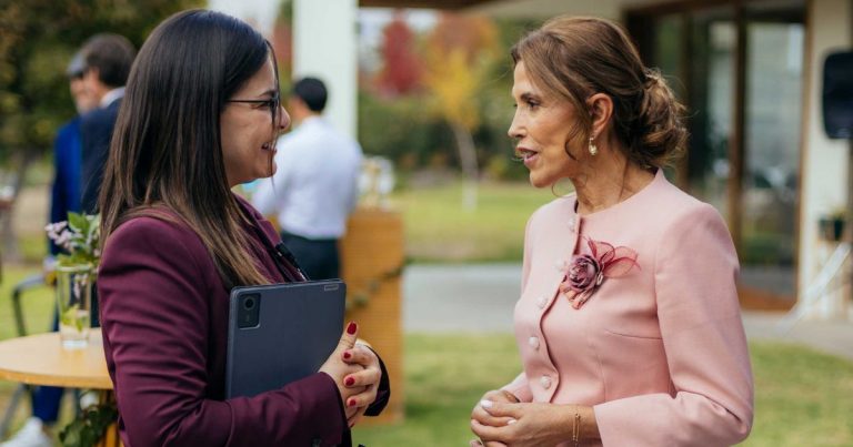 Carolina Arregui e Ingrid Cruz llegan a MegaShorts con nueva teleserie: “Me caso… pero contigo”