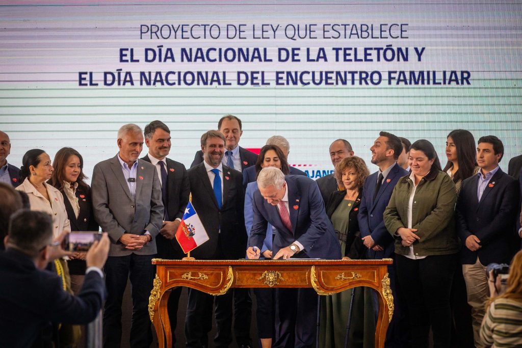 Senado aprueba por unanimidad proyecto que crea el Día Nacional de la Teletón