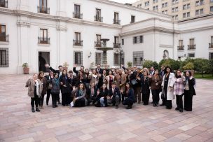 División de Organizaciones Sociales invita a dirigentes sociales de todo Chile a recorrer La Moneda