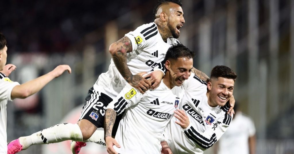 Colo-Colo aplasta a Audax y se escapa en la cima del torneo: Le saca 16 puntos a la Universidad de Chile