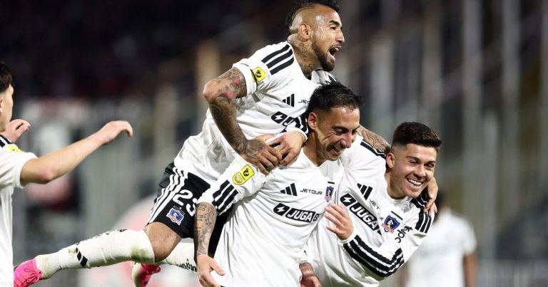 Colo-Colo aplasta a Audax y se escapa en la cima del torneo: Le saca 16 puntos a la Universidad de Chile