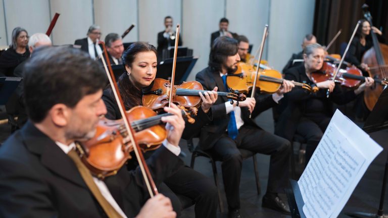 Orquesta de Cámara de Chile ofrecerá concierto gratuito con un recorrido por la música rusa