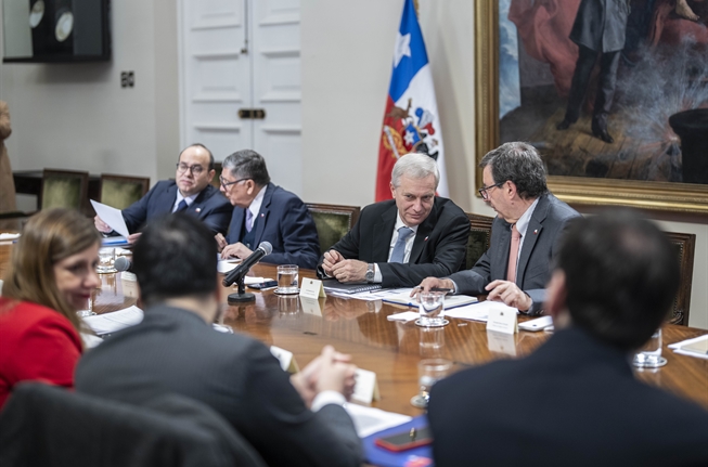 Presidente Kast encabeza reunión del Comité de Seguridad con ministros y subsecretarios