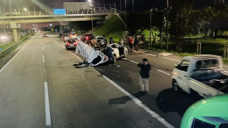 Fatal accidente en la Ruta 68 deja dos muertos y tres heridos en Casablanca