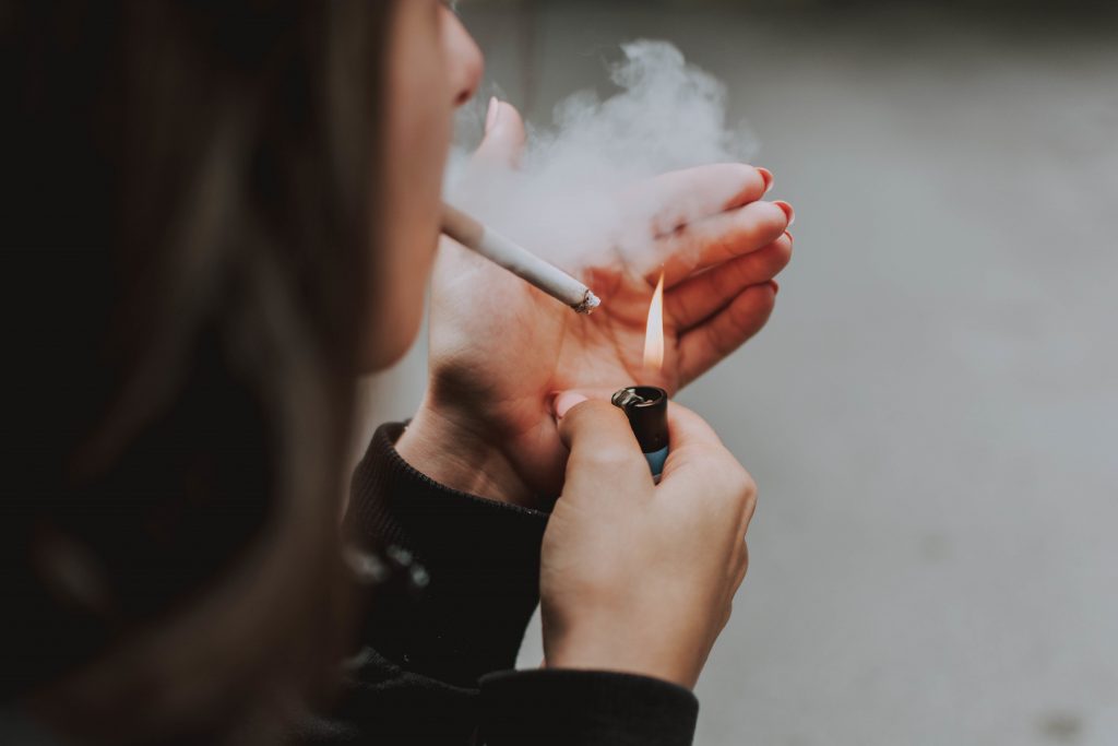 Encuesta Mundial de Tabaco: 1 de cada 3 adolescentes chilenos reconoce haber vapeado