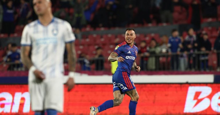 Universidad de Chile derrotó a Huachipato y quedó como único escolta de Colo-Colo