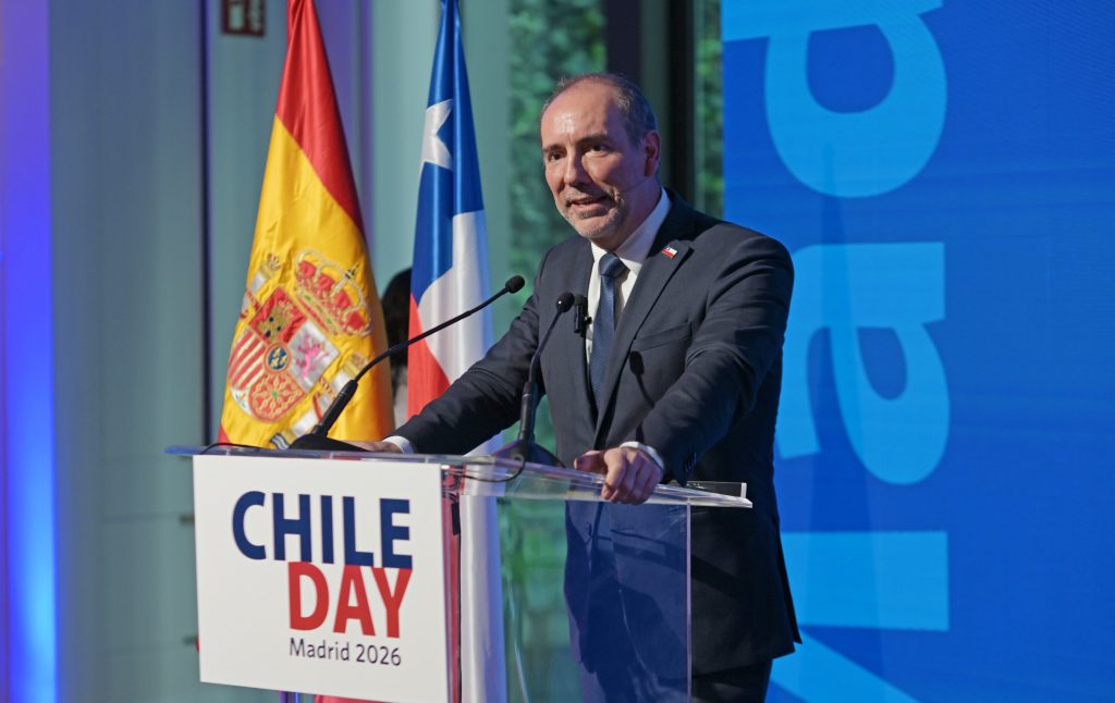 Biministro Louis de Grange: “No existe en los últimos 40 años un mejor momento para invertir en Chile que hoy”